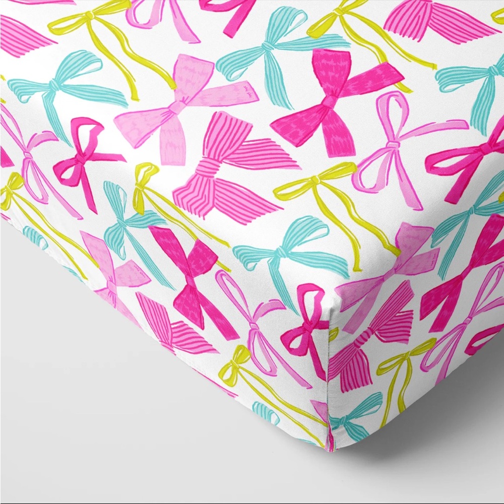 Little Sleepies Bows fitted crib sheet